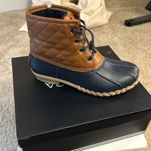 Náutica Cold Weather Boot Navy Tan Women’s Size 6